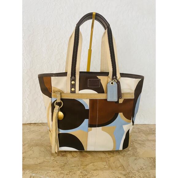 COACH #10113 Hampton tote bag Scarf print tan blue brown signature purse Y2K - Picture 1 of 10